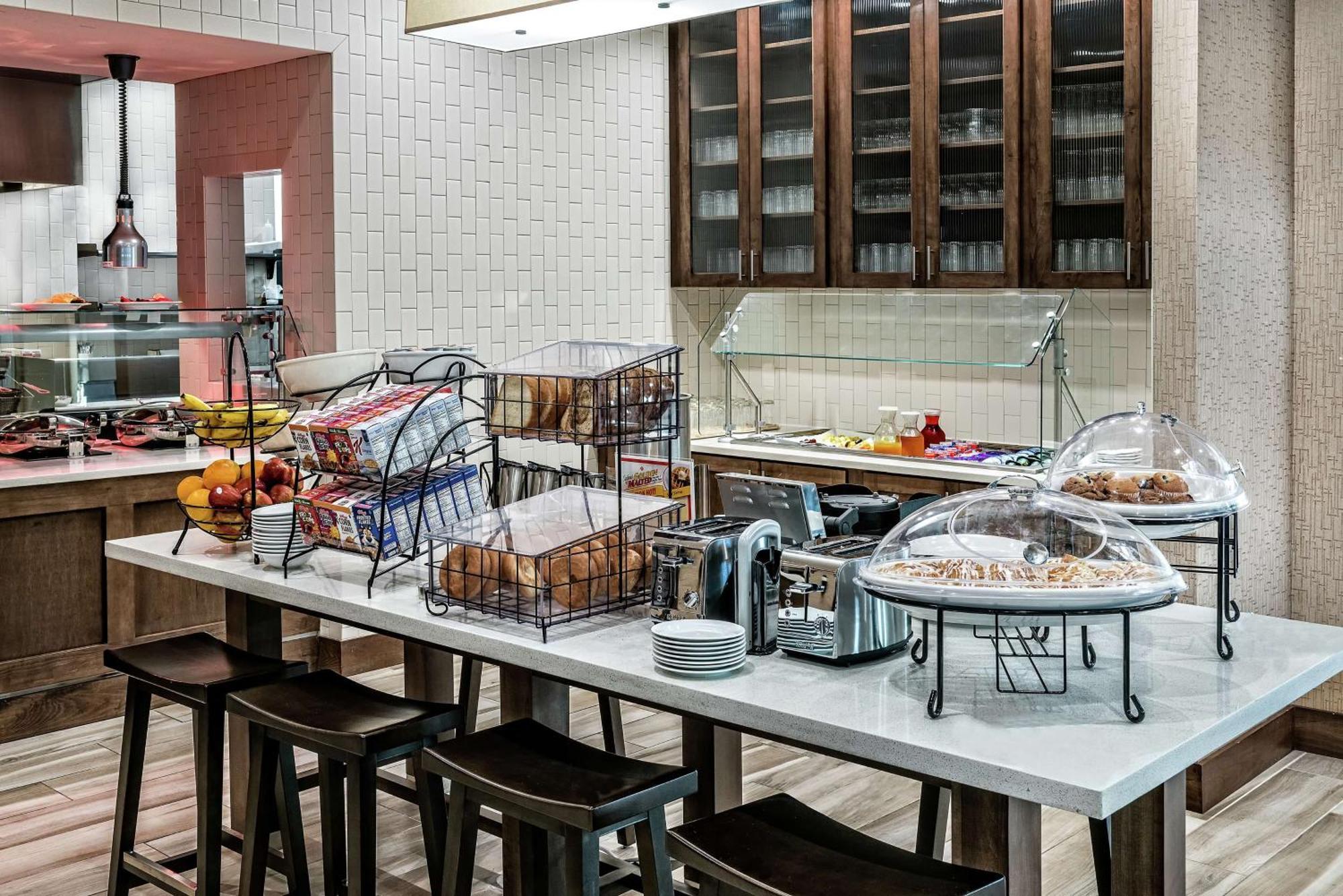 Hilton Garden Inn San Marcos Eksteriør billede